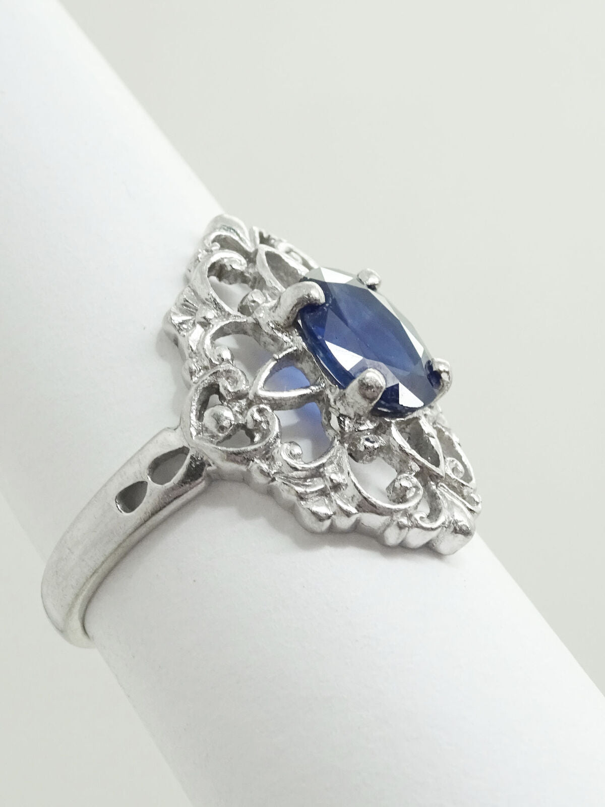 1.20ct Oval Sapphire & Diamond Filigree Ring Platinum Size 6.75 Gemworld