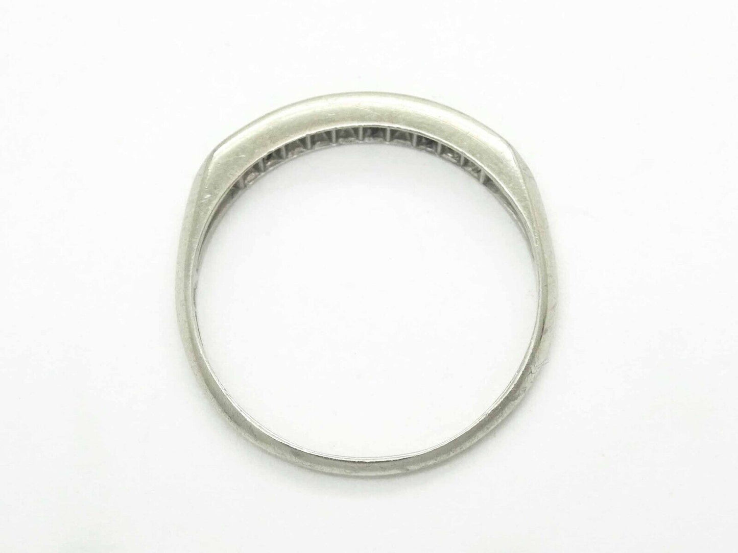 Estate 0.25ct tw Channel Natural Diamond Platinum Band Ring Size 5.5